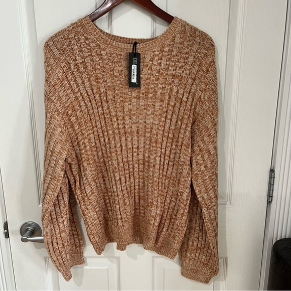 Blank NYC Sweaters - Blank Nyc heathered ribbed crew neck sweater size XL Tan / white knit mix